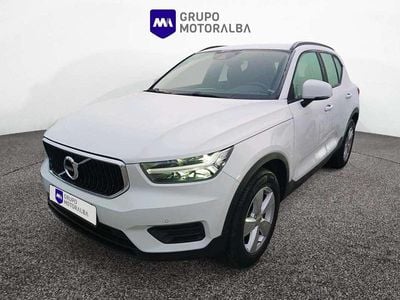 Usado Volvo XC40 Momentum 129 CV (94 kW) 2021 Blanco SUV