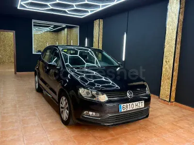 Usado VW Polo Advance 75 CV (55 kW) 2014 Negro Berlina