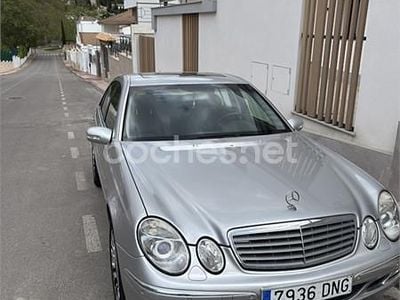 Käytetty Mercedes E500 Elegance 306 HP (225 kW) 2004 Harmaa Sedan