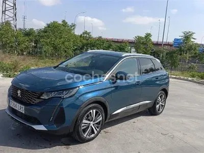 Usado Peugeot 3008 Allure 225 CV (165 kW) 2021 Azul SUV