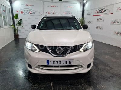 Usado Nissan Qashqai Acenta 130 CV (95 kW) 2016 Blanco SUV