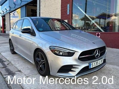 Usado Mercedes B180 116 CV (85 kW) 2022 Gris / plata Monovolumen