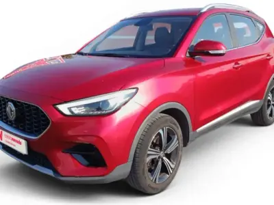 Usado MG ZS Comfort 106 CV (77 kW) 2022 Rojo SUV