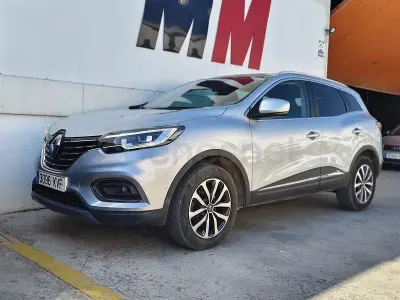 Usado Renault Kadjar Business 140 CV (102 kW) 2019 Gris / plata SUV