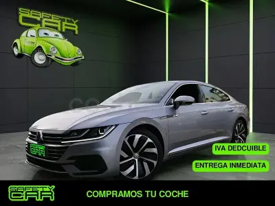 Usado VW Arteon R-line 190 CV (139 kW) 2020 Gris / plata Berlina