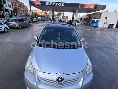 Gris / plata Usado 2010 Toyota Verso Active Monovolumen | 6500 € (Buen precio)