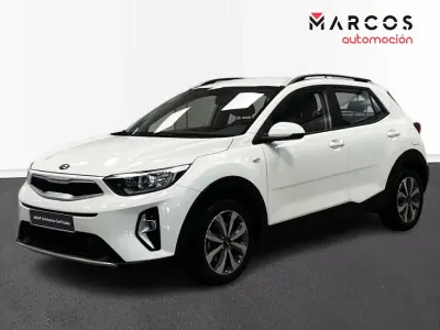 Usado Kia Stonic 100 CV (73 kW) 2021 SUV