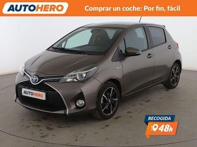 Gris Usado 2016 Toyota Yaris Hybrid Active Utilitario | 11.899 € (Un poco caro)