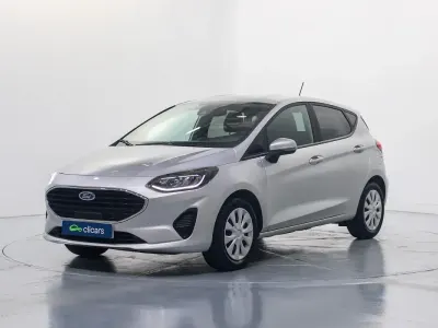 Usado Ford Fiesta Trend 75 CV (55 kW) 2022 Gris / plata Utilitario
