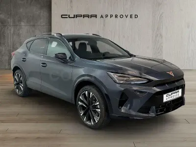 Usado Cupra Formentor 150 CV (110 kW) 2025 Gris / plata SUV