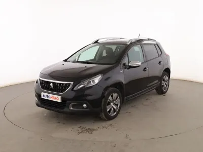 Usado Peugeot 2008 Style 102 CV (75 kW) 2018 Negro SUV