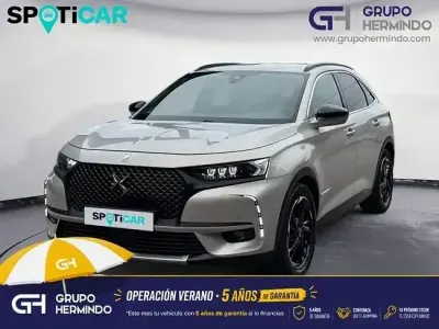 Usado DS Automobiles DS7 Crossback Performance 300 CV (220 kW) 2020 Gris SUV