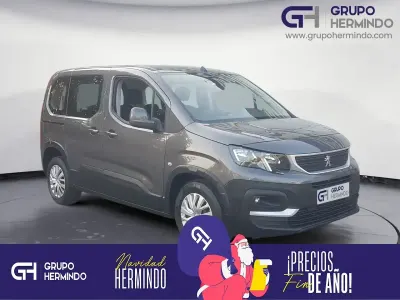 Usado Peugeot Rifter Active 100 CV (73 kW) 2020 Gris Monovolumen