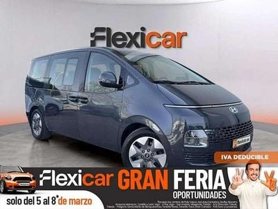 Usado Hyundai Staria 177 CV (130 kW) 2023 Gris Monovolumen