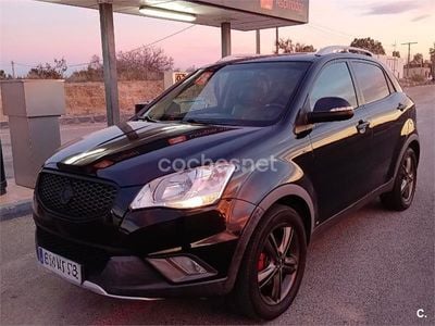 Usado Ssangyong (KGM) Korando Limited 149 CV (109 kW) 2011 Negro SUV