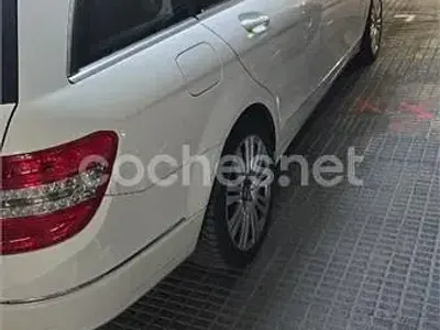Usado Mercedes C200 Avantgarde 184 CV (135 kW) 2009 Blanco Familiar