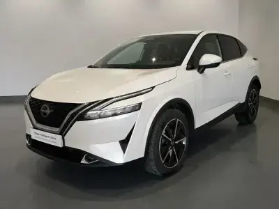 Usado Nissan Qashqai Tekna+ 190 CV (139 kW) 2023 Lunar white (perlada) SUV