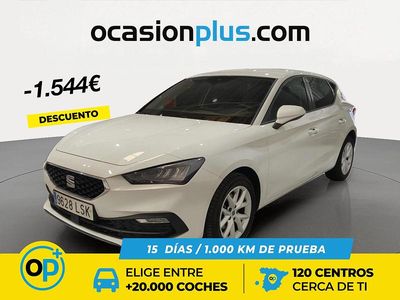 Usado Seat Leon Style 115 CV (84 kW) 2021 Blanco