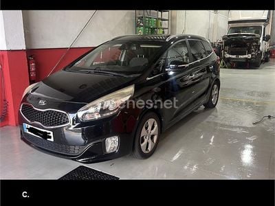 Usado Kia Carens 136 CV (100 kW) 2013 Negro Monovolumen