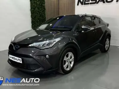 Usado Toyota C-HR Sport 184 CV (135 kW) 2021 Gris / plata SUV