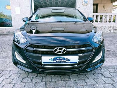 Usado Hyundai i30 110 CV (80 kW) 2015 Negro Utilitario