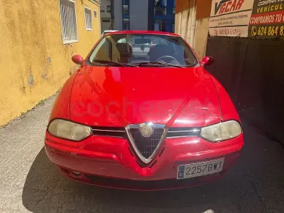 Usado Alfa Romeo 156 Distinctive 140 CV (102 kW) 2002 Rojo Berlina