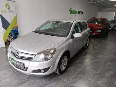 Usado Opel Astra Enjoy 100 CV (73 kW) 2008 Gris / plata Berlina