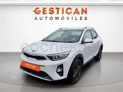 Usado Kia Stonic 101 CV (74 kW) 2021 Blanco SUV