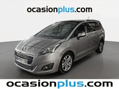Usado Peugeot 5008 Allure 150 CV (110 kW) 2015 Gris Monovolumen
