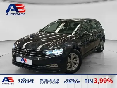 Usado VW Passat Business 122 CV (89 kW) 2021 Gris Familiar