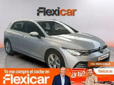 Usado VW Golf VIII Life 115 CV (84 kW) 2022 Gris Berlina