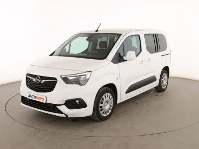 Usado Opel Combo Life Selective 110 CV (80 kW) 2019 Blanco Monovolumen