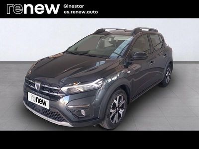 Usado Dacia Sandero Comfort 91 CV (66 kW) 2022 Gris Berlina