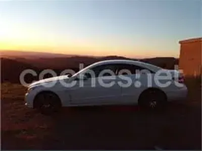 Usado Mercedes E250 204 CV (150 kW) 2010 Granate Coupe