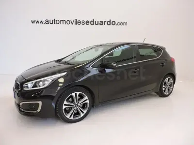 Usado Kia Ceed GT 136 CV (100 kW) 2016 Negro Berlina