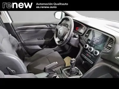 Usado Renault Mégane II Intens 115 CV (84 kW) 2022 Blanco Berlina