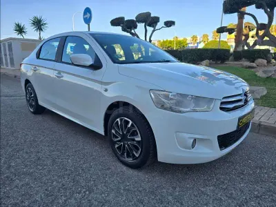 Usado Citroën C-Elysee I Seduction 115 CV (84 kW) 2013 Blanco Berlina
