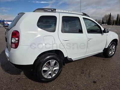 Begagnad Dacia Duster Ambiance 90 HK (66 kW) 2014 Vit SUV