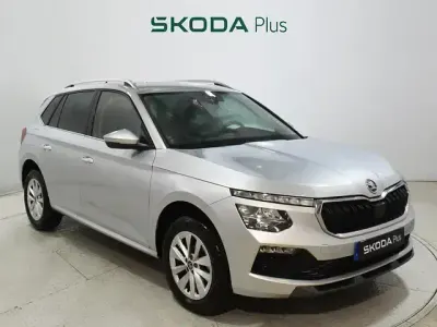 Usado Skoda Kamiq Selection 115 HP (84 kW) 2025 Cinzento SUV