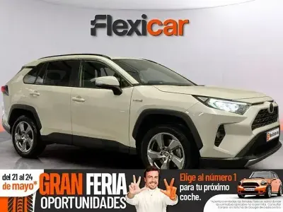 Occasion Toyota RAV4 Hybrid Advance 218 PK (160 kW) 2021 Wit SUV