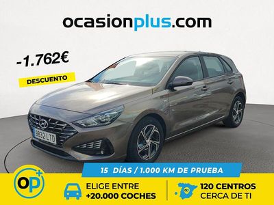 Usado Hyundai i30 120 CV (88 kW) 2021 Marrón