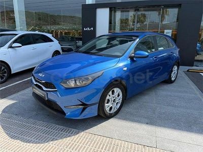 Azul Usado 2024 Kia Ceed Utilitario | 18.900 € (Precio justo)