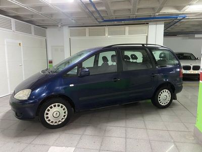 Azul Usado 2002 Ford Galaxy Trend Monovolumen | 3400 €