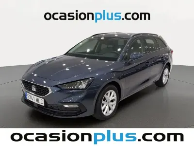 Usado Seat Leon ST Style 131 CV (96 kW) 2023 Gris Familiar