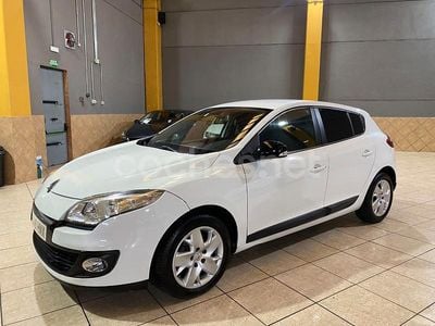 Blanco Usado 2013 Renault Mégane Business Berlina | 5690 € (Precio justo)