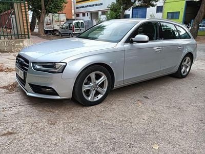 Usado Audi A4 143 CV (105 kW) 2012 Gris Familiar
