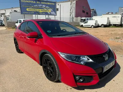 Usado Honda Civic Sport 120 CV (88 kW) 2016 Rojo Berlina