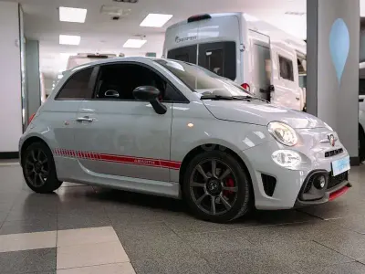 Usado Abarth 595 165 CV (121 kW) 2023 Beige Berlina