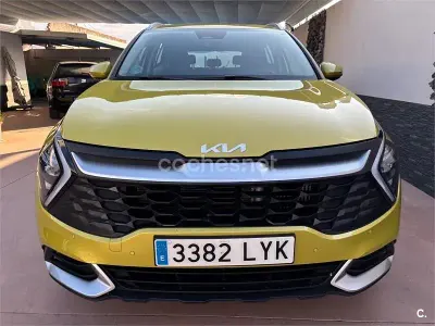 Usado Kia Sportage 150 CV (110 kW) 2022 Amarillo SUV