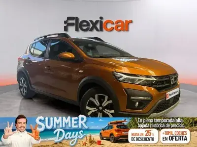 Usado Dacia Sandero Essentiel 100 CV (73 kW) 2021 Naranja